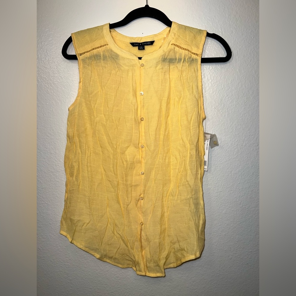 Zac and Rachel NWT Yellow Sleeveless Button Down Blouse Medium